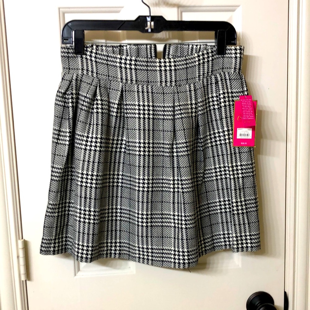 Plaid mini skirt